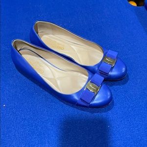 Ferragamo blue flats